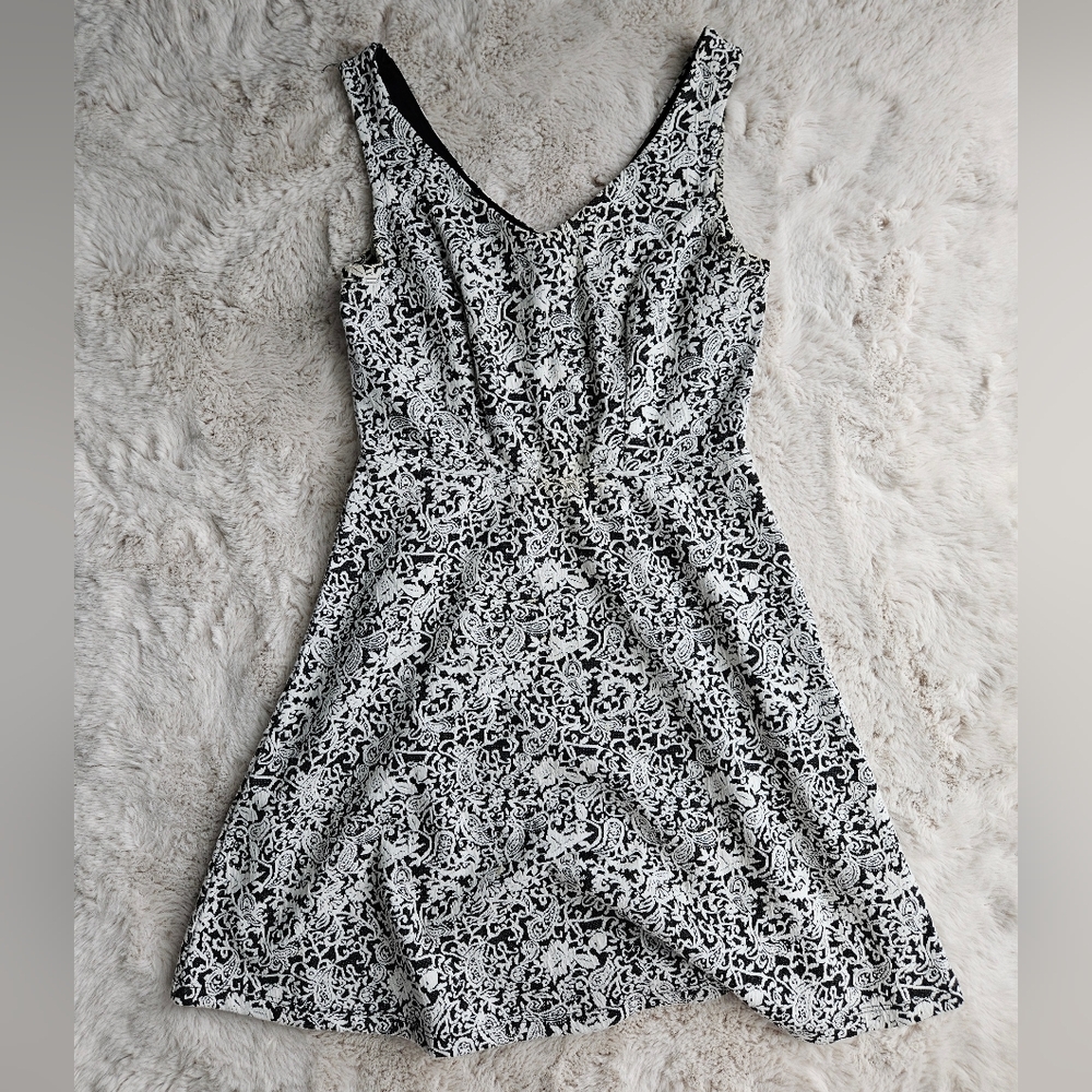Smart Set | Black and White A-Line Mini Dress